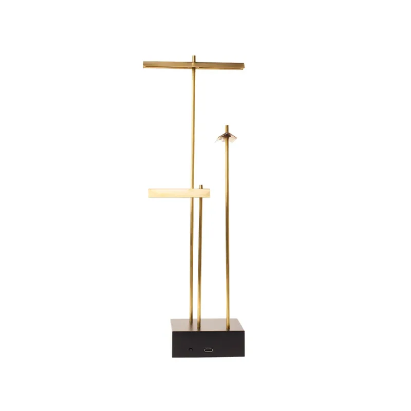 Knokke bordslampa från DCWéditions Kampanjpris